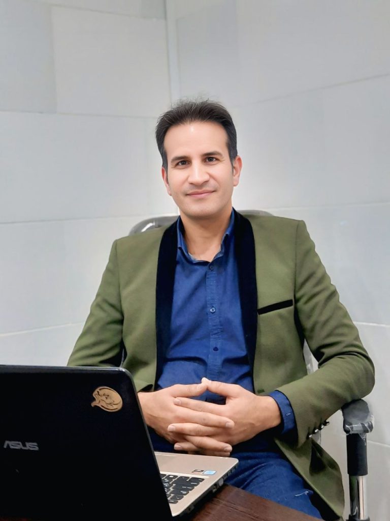 محمد رضا سلیمی فرد _ دکترای حرفه ای فیزیوتراپی (اسپانیا)
